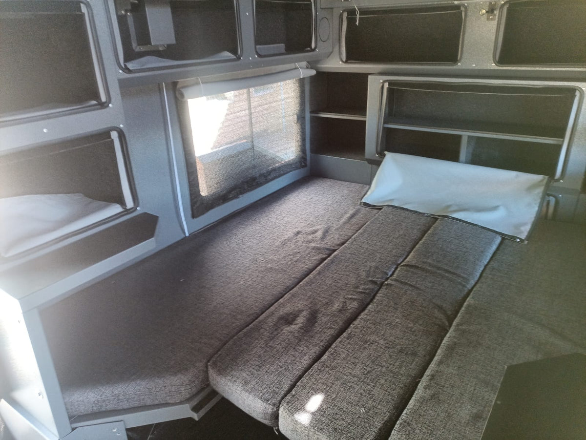 2022 CONQUEROR COMMANDER OFF-ROAD CARAVAN