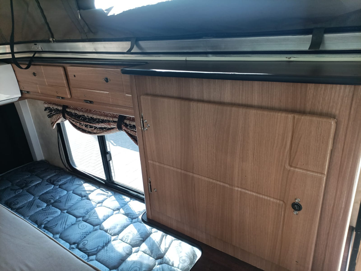 2014 JURGENS XCELL OFF-ROAD CARAVAN