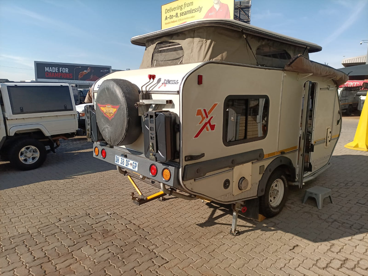 2014 JURGENS XCELL OFF-ROAD CARAVAN