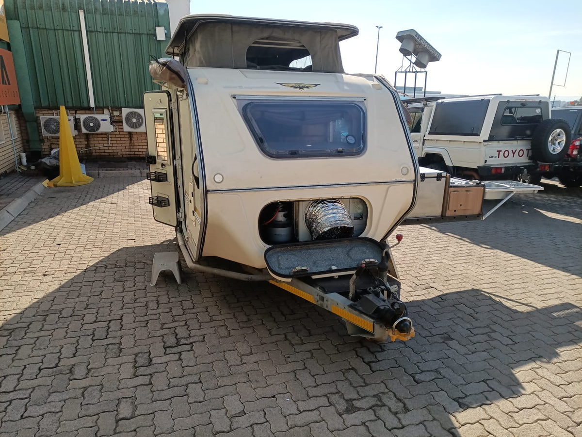 2014 JURGENS XCELL OFF-ROAD CARAVAN