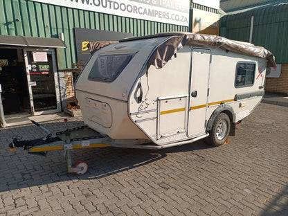2014 JURGENS XCELL OFF-ROAD CARAVAN