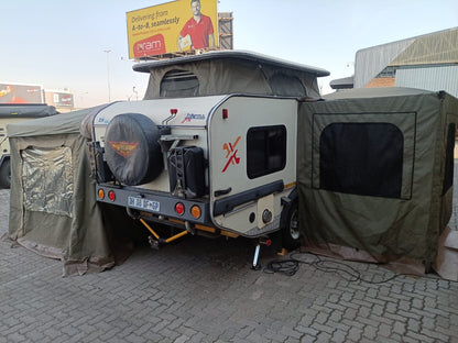 2014 JURGENS XCELL OFF-ROAD CARAVAN