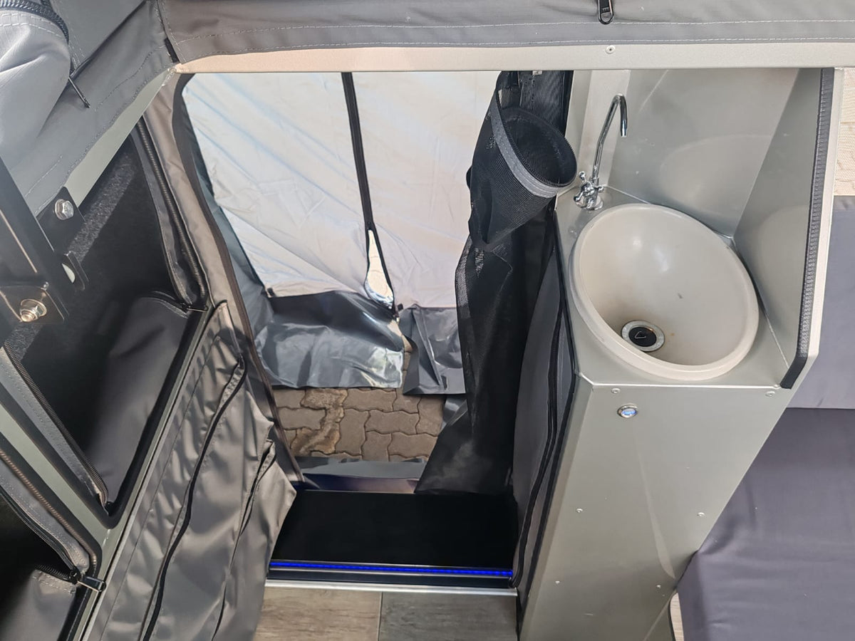 2022 ARMADILLO XTR 302 OFF-ROAD CARAVAN